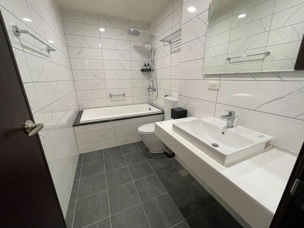 טאינאן Six Seasons Inn - Qian He מראה חיצוני תמונה